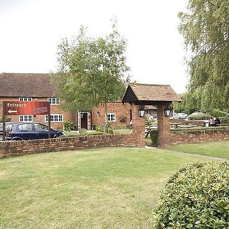 Premier Inn Premier Inn Sandhurst サンドハースト エクステリア 写真