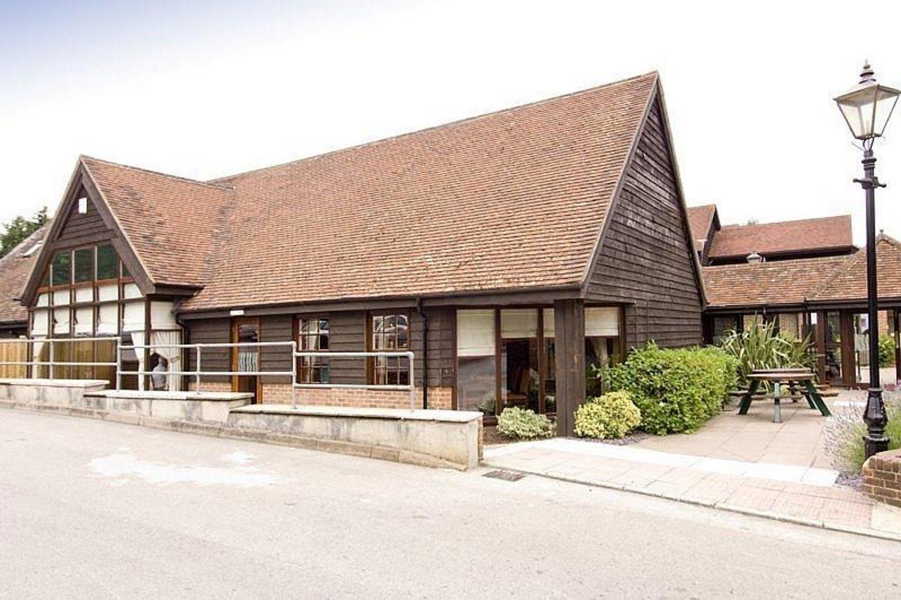 Premier Inn Premier Inn Sandhurst サンドハースト エクステリア 写真
