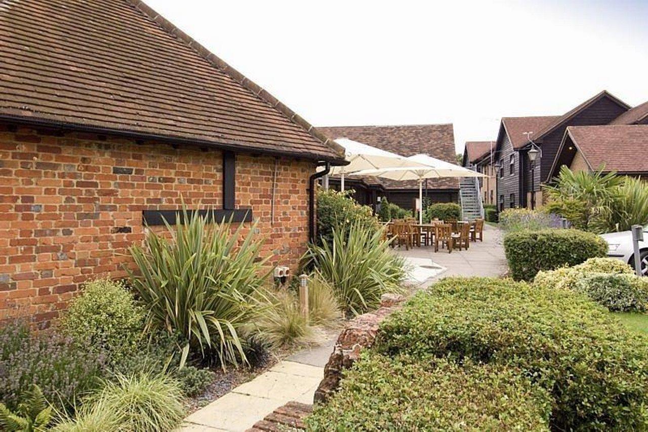Premier Inn Premier Inn Sandhurst サンドハースト エクステリア 写真